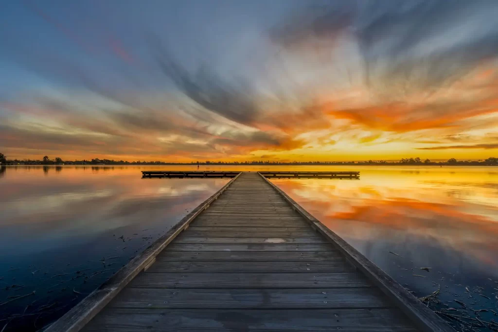 Ballarat sunset over jetty at the lake - The Click Collective